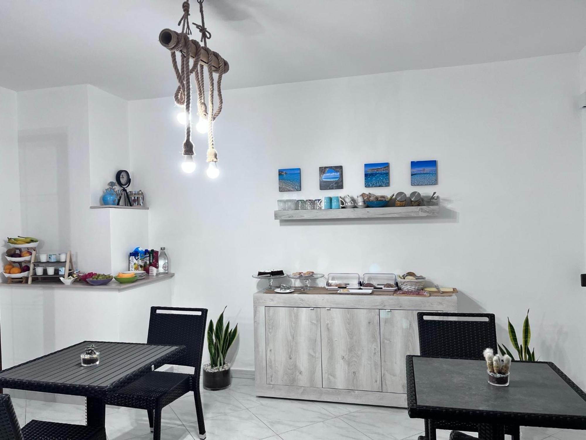 B&B I Colori Dell'Isola 포르토 토레스 외부 사진